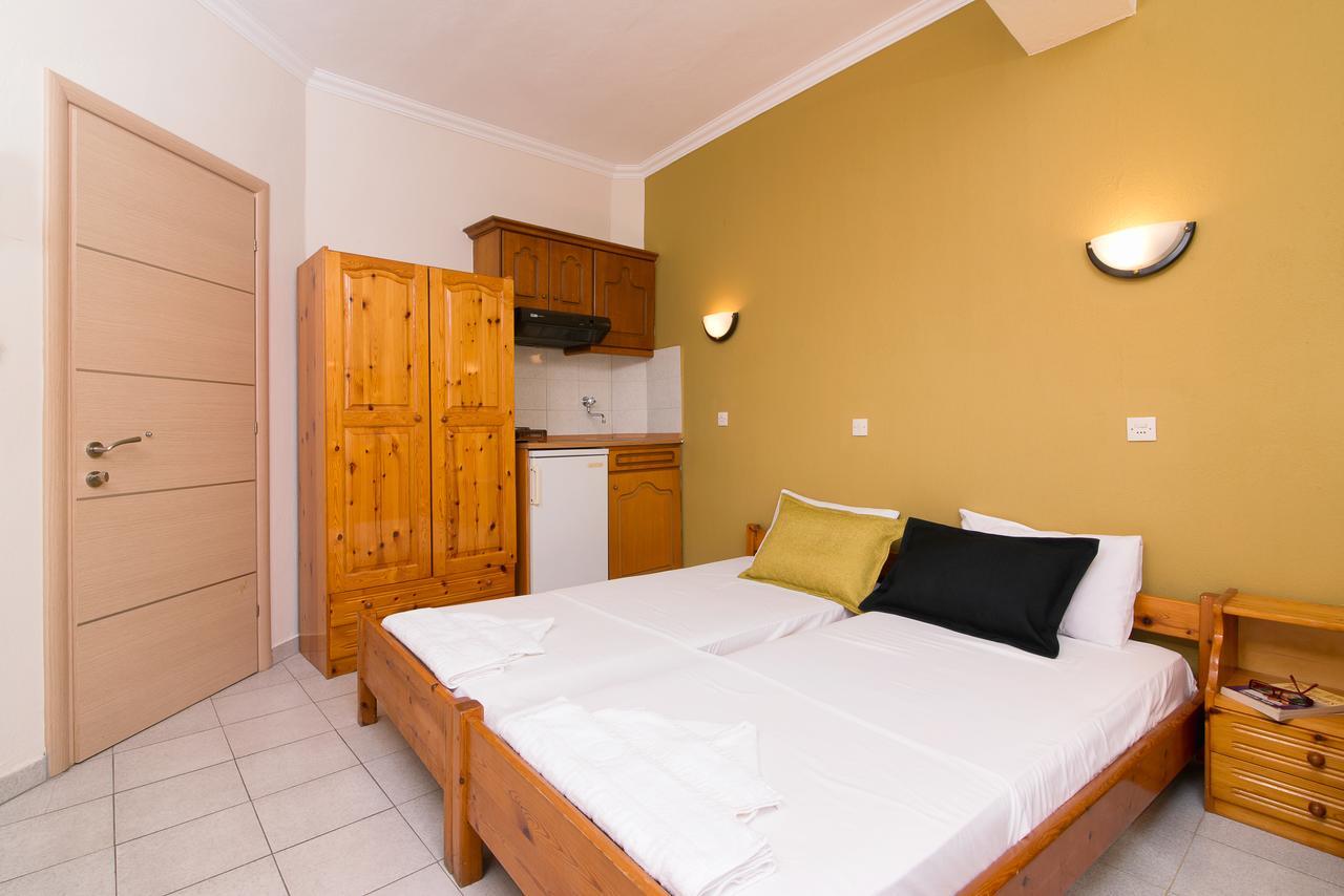 Villa Oasis ลิเมนาเรีย ภายนอก รูปภาพ